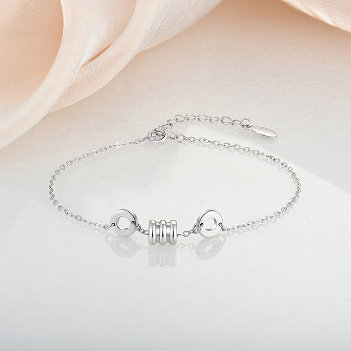 Simple Circle Charm Bracelet